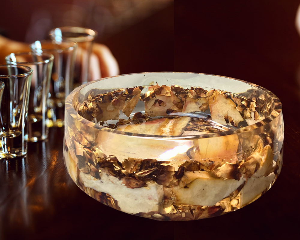 Handmade 7" Transparent Resin and Stone Bowl with Pinecone Shavings – Food-Safe Decorative Catchall