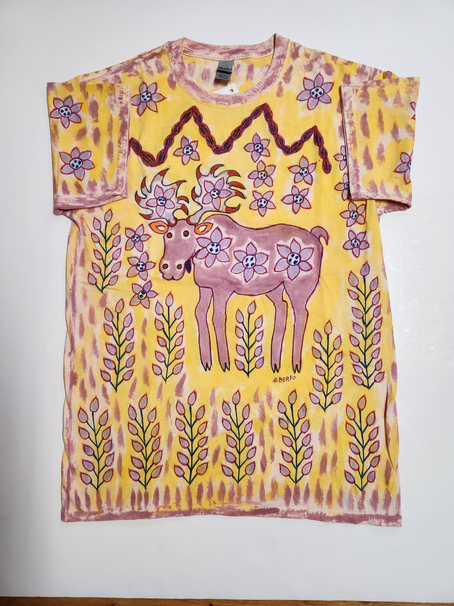 " One Moose"  by "Alberto" Adult Large Short Sleeve Tee Shirt Peruvian Style Art