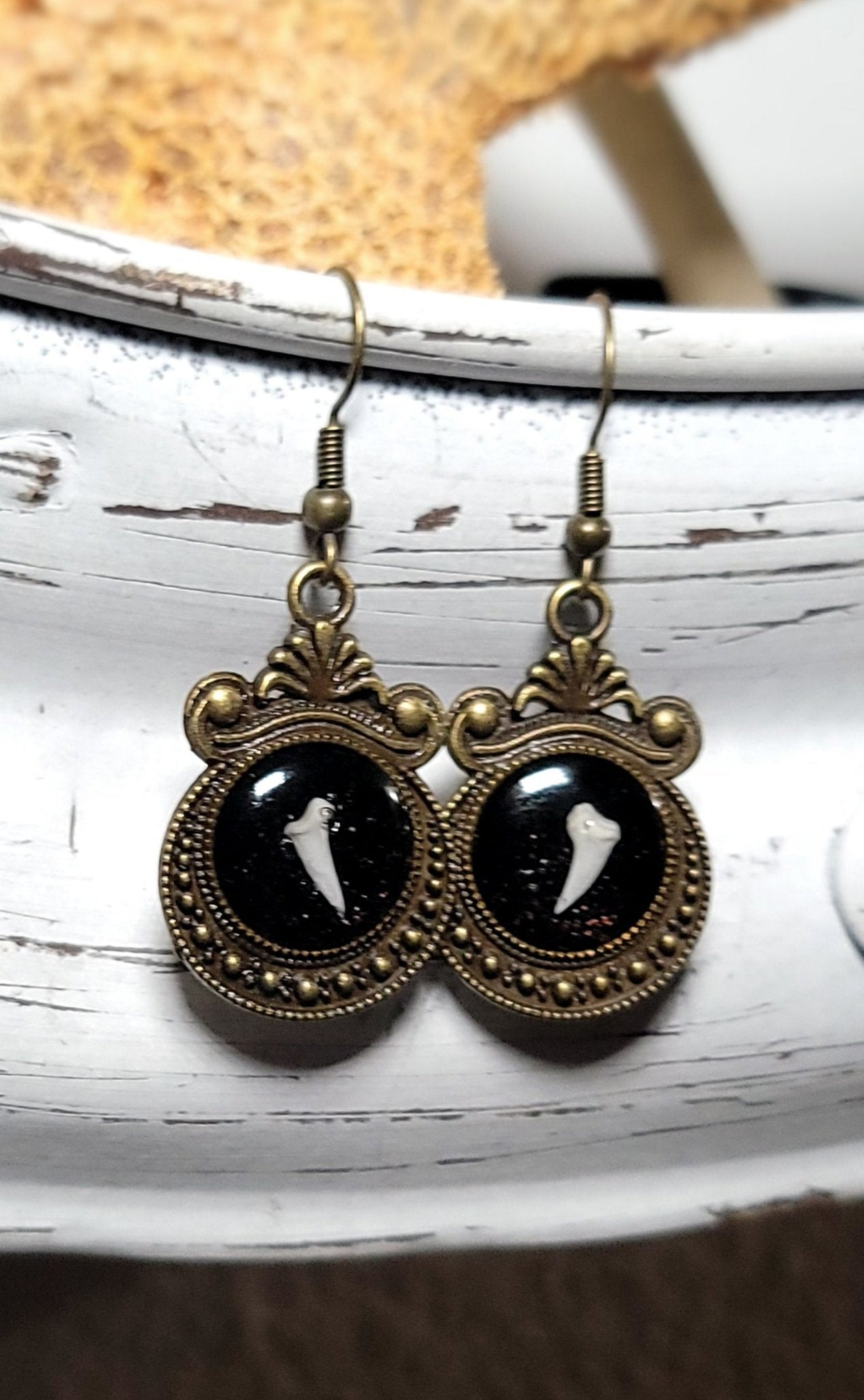 Rabbit Claw Black Sparkly Earrings