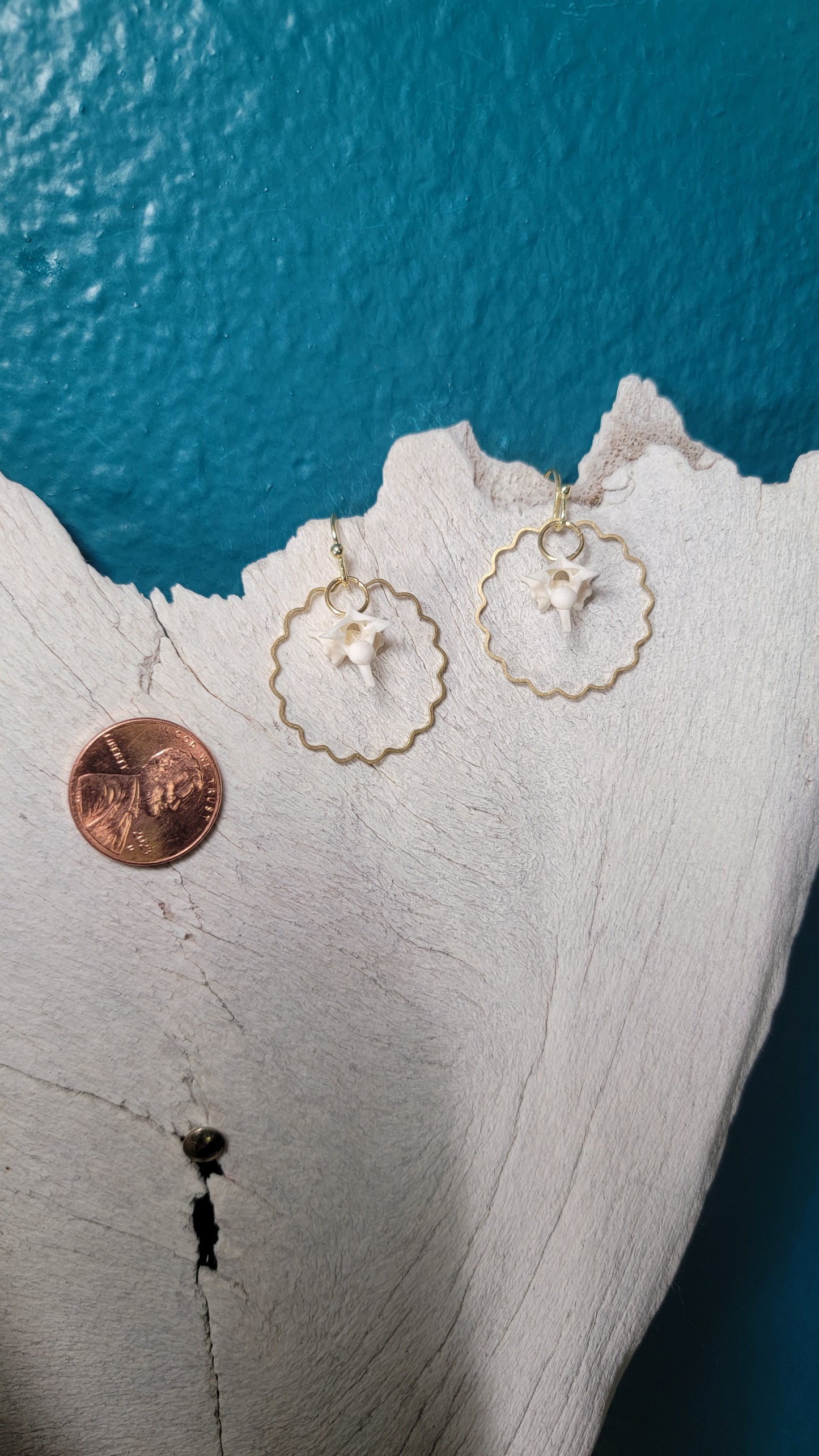 Minimalist Gold Hoop Rattlesnake Earrings